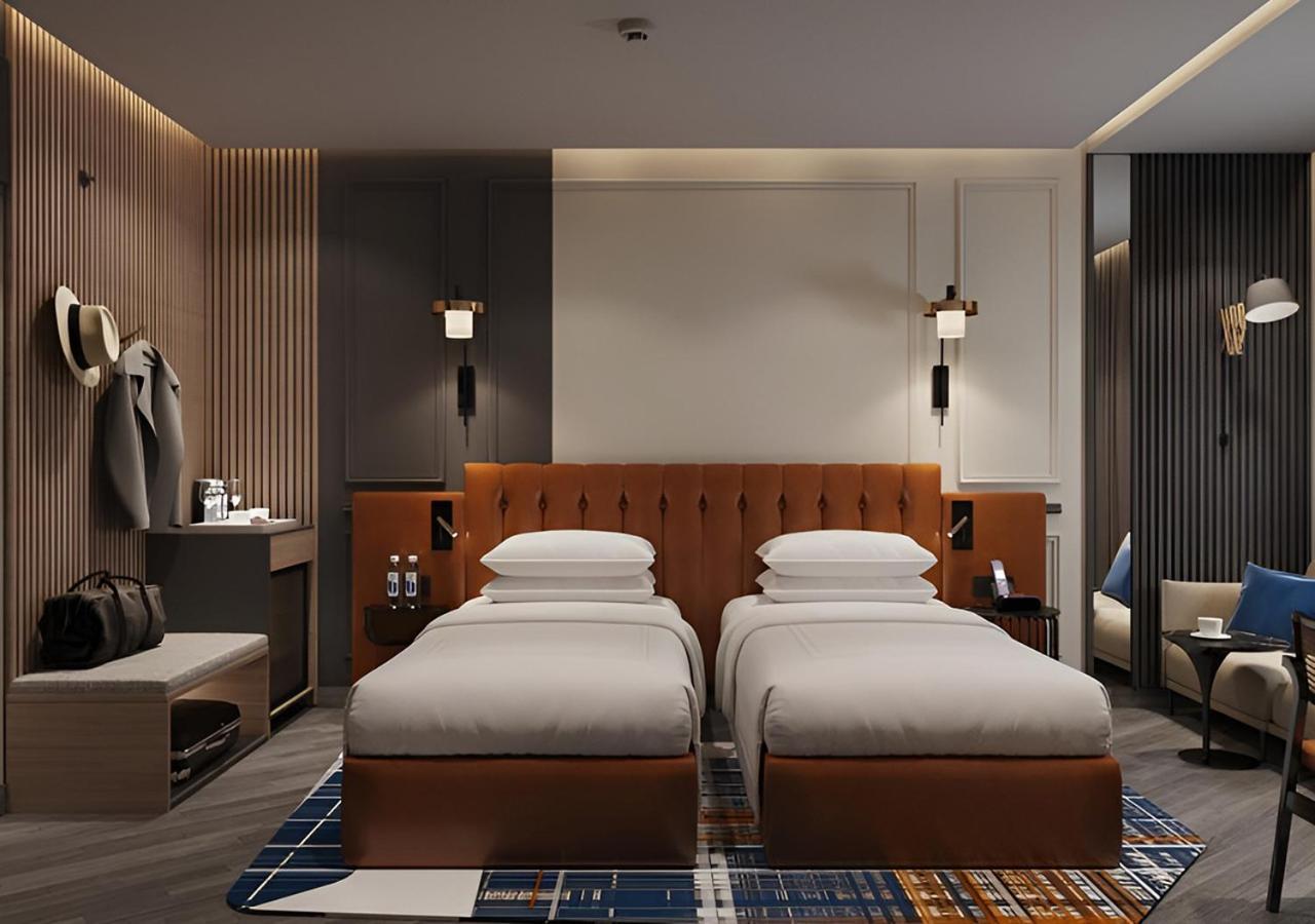 Ramada Encore By Wyndham Indore Nipania Kültér fotó