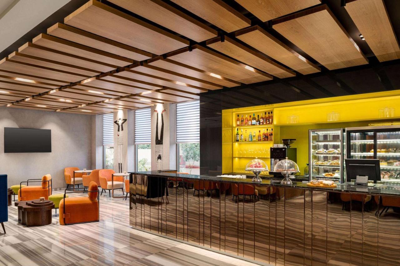 Ramada Encore By Wyndham Indore Nipania Kültér fotó